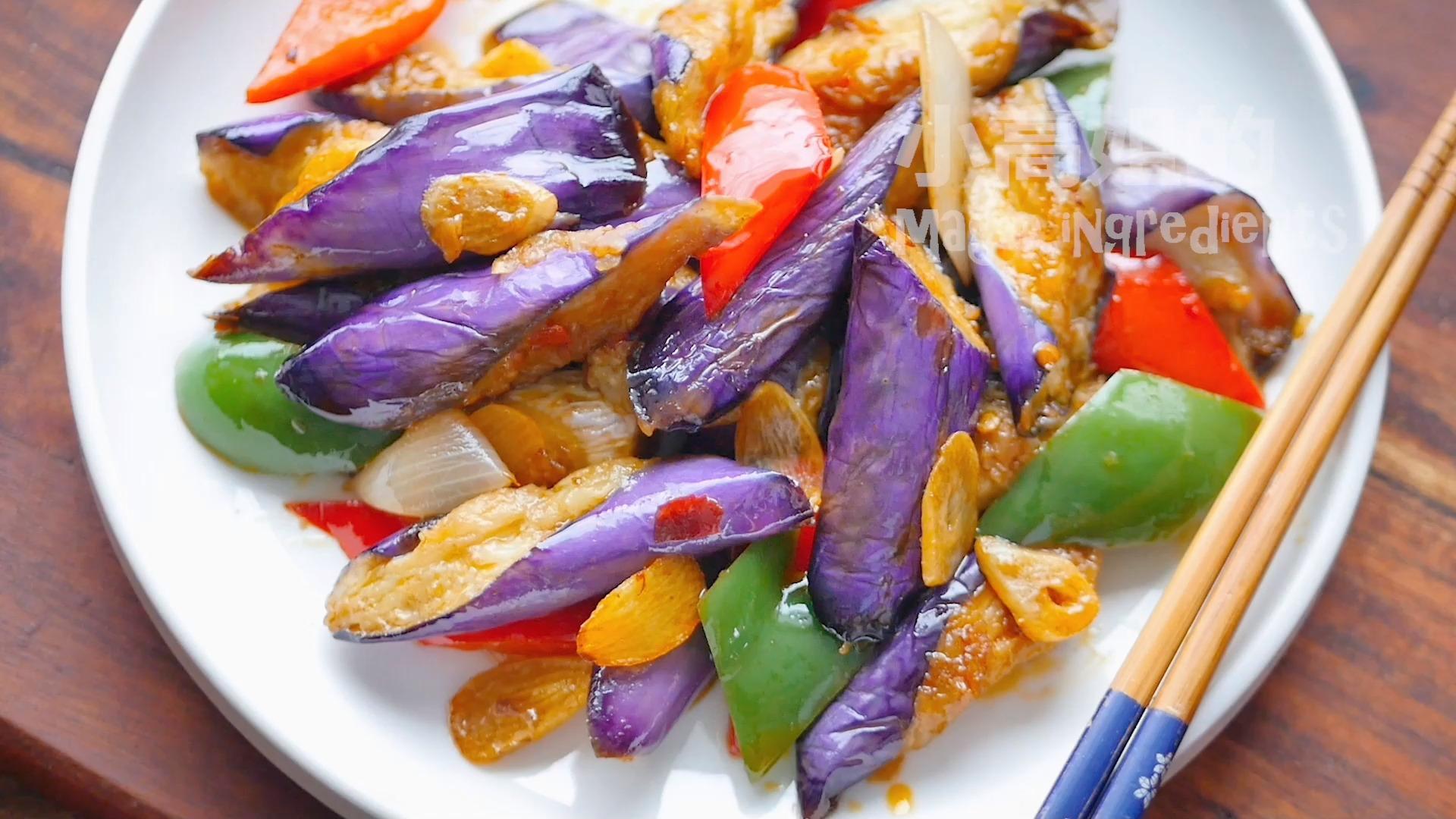 如何在营地中使用简易设备制作玉米饼