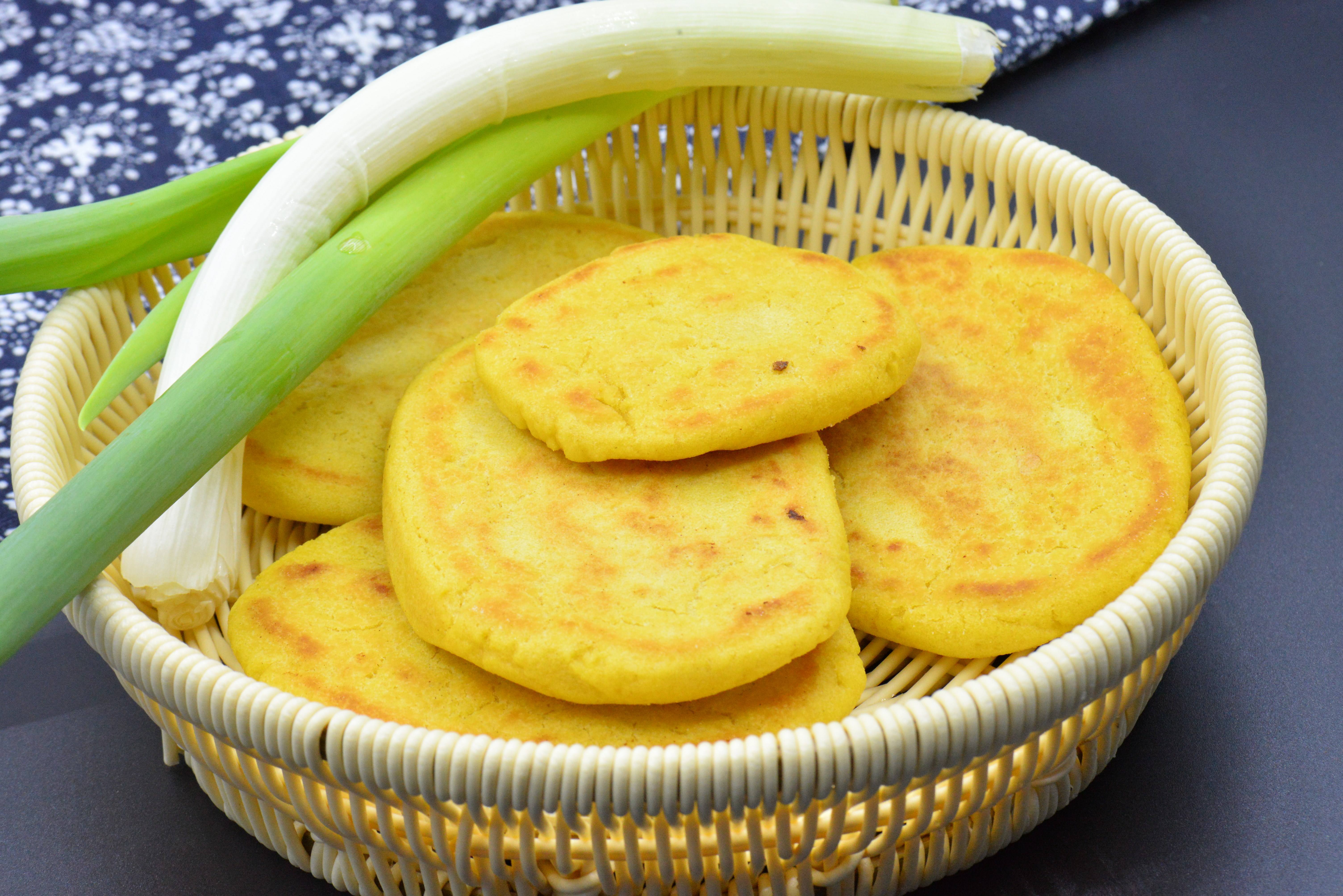 玉米饼与不同国家美食的结合