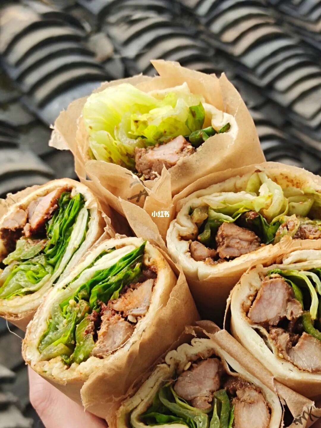 如何制作创意的烧烤卷饼
