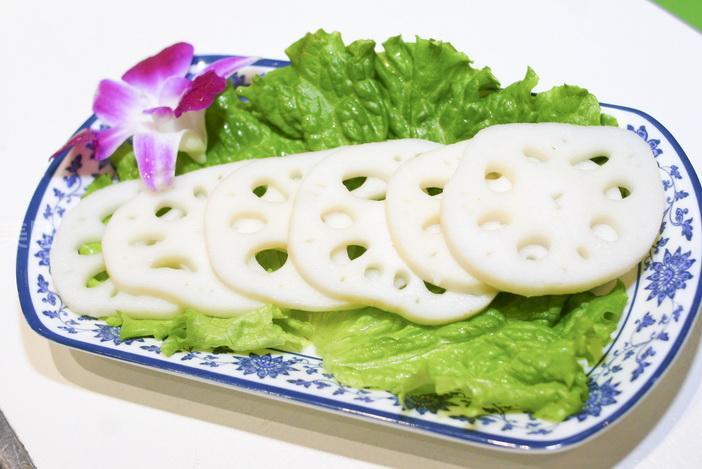 怎样将莲藕制作成火锅的独特配菜