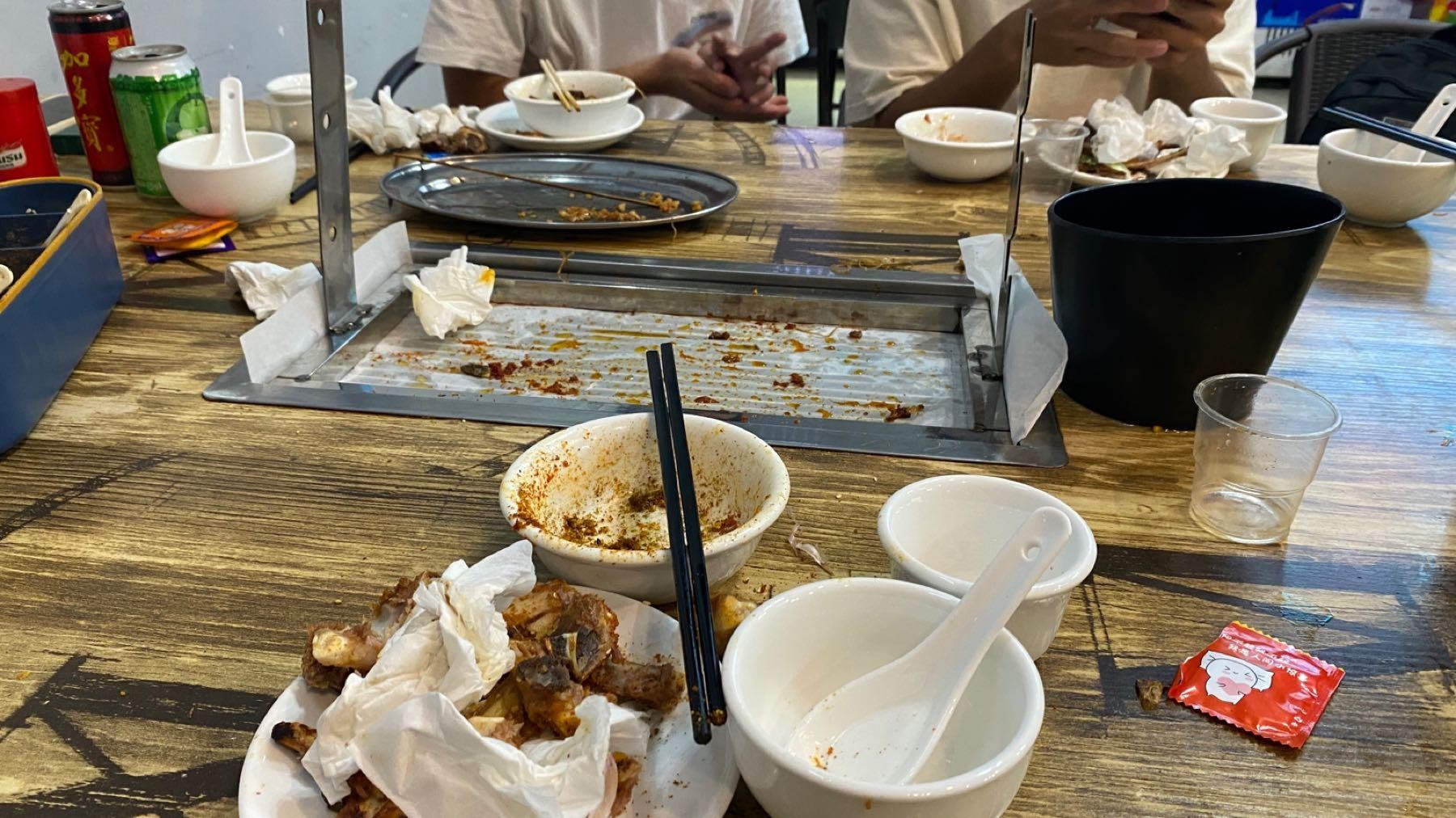 如何使用铝箔提升羊排的口感