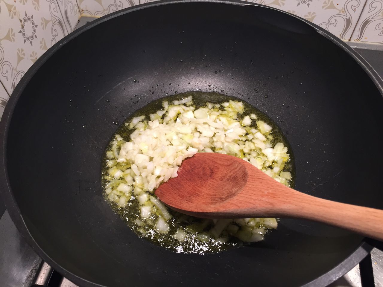 如何用剩菜制作博洛尼亚肉酱